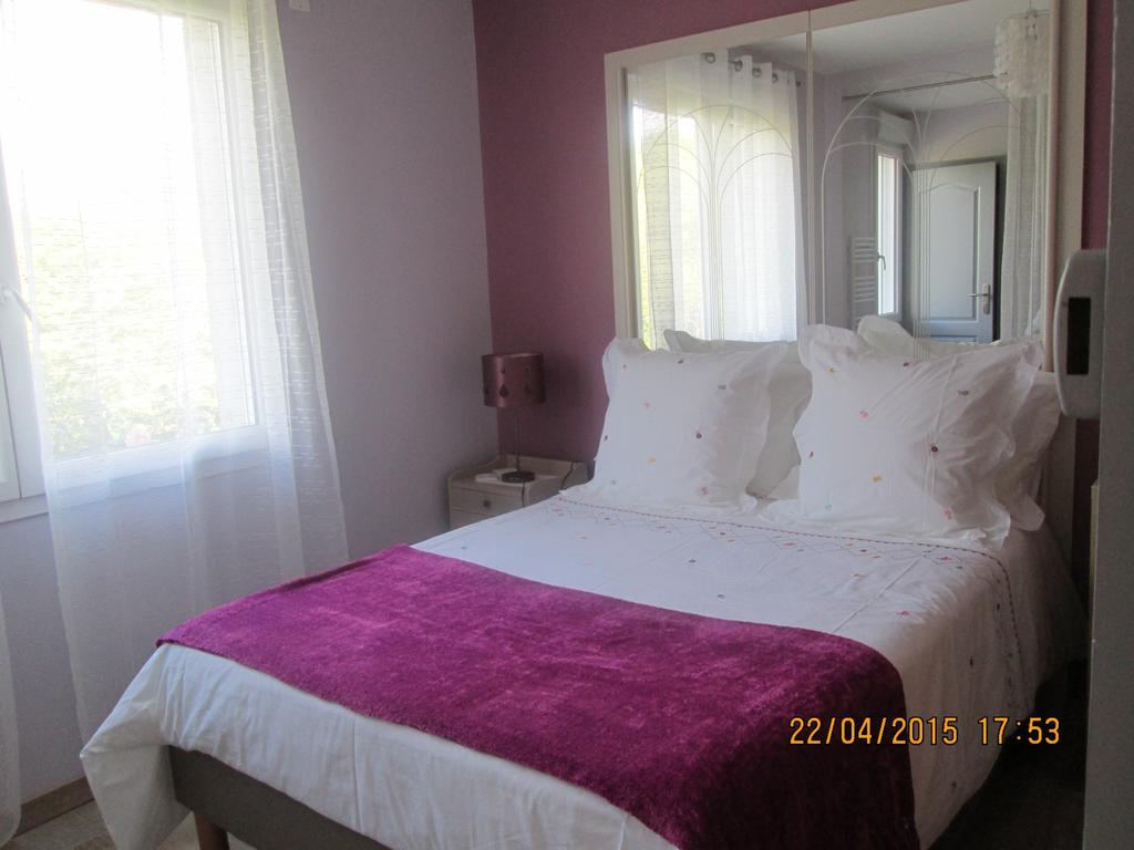 Chambre D'Hotes Du Bois Joli Mesnard-la-Barotiere Room photo